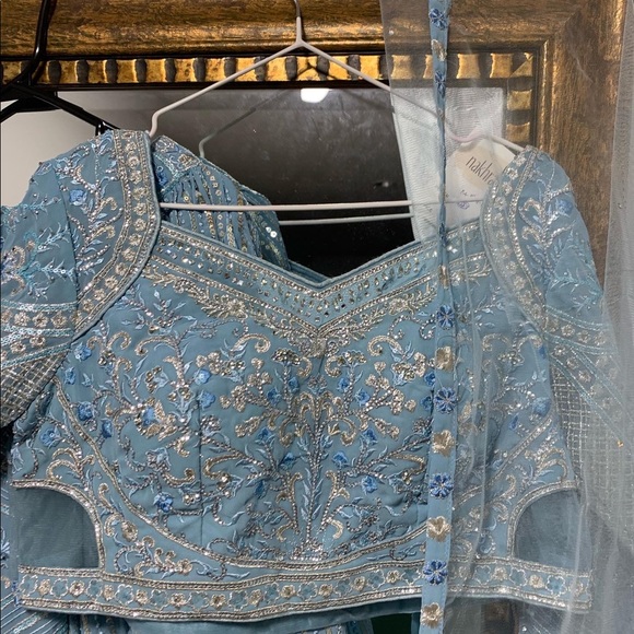 Sold out - Picture 6 of 9